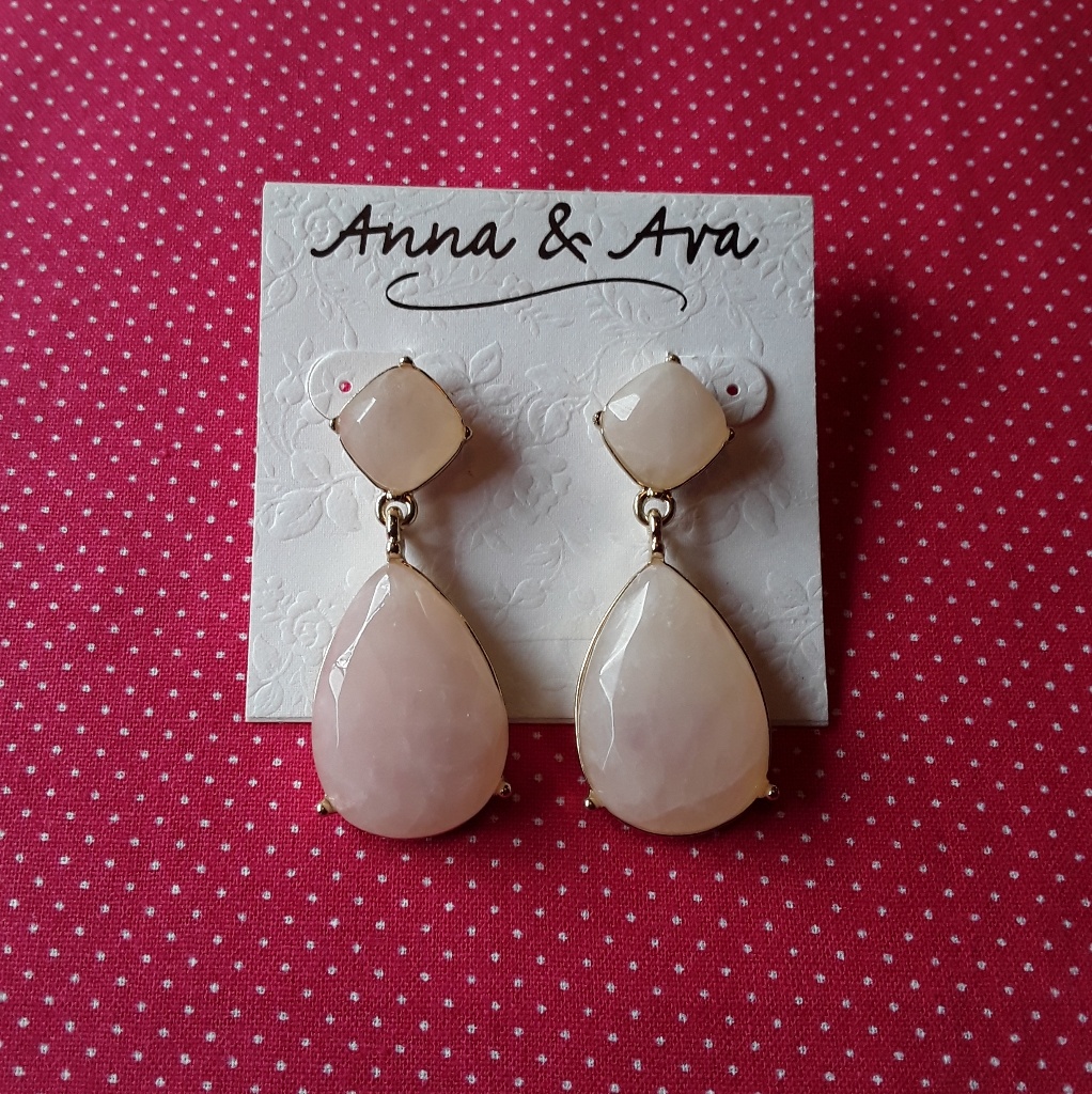 Anna & Ava